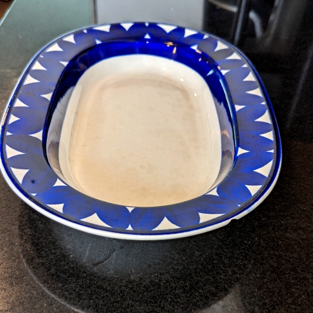 ARABIA OF FINLAND Sotka Blue Oval Serving Platter